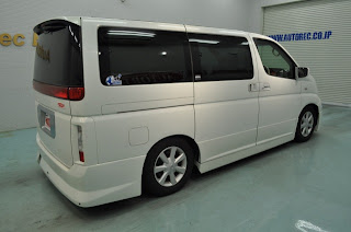 19686AAN4 2004/JAN NISSAN ELGRAND for England / New Castle