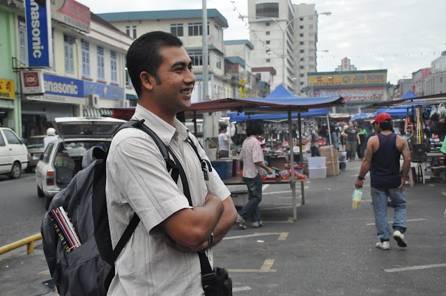 Jalan-jalan di Pasar malam Sibu