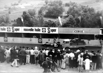 Photo ancienne d'Auvergne : lieux divers.