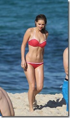 Samara-Weaving-Red-Bikini-Pictures-In-Sydney-01