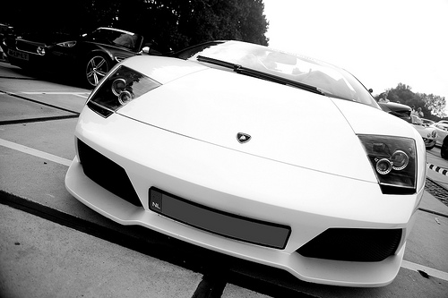 Lamborghini Wallpaper 2010 White. Born this white more tuning