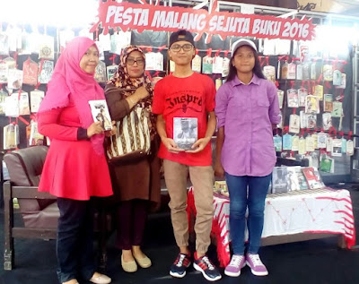 Dafa Penulis Novel Berusia 15 Tahun