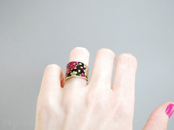 https://www.etsy.com/listing/191120395/wide-band-ring-with-floral-pattern?ref=favs_view_21