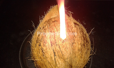 Karpur-Nariyal Homam