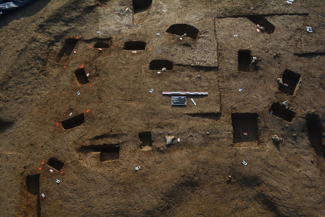 Neolithic burials and vast Gallic complex with Celtic statuary unearthed in France