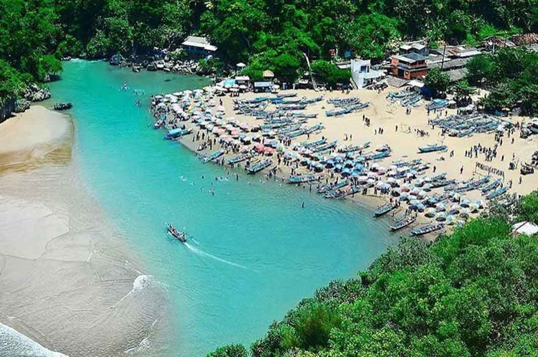 Pantai Baron Gunung Kidul Jogja