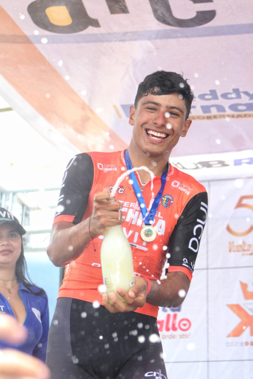 Arlex Méndez se consagró bicampeón dorado de la Vuelta de la Juventud