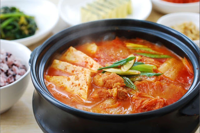 Kimchi - top 5 korean dishes
