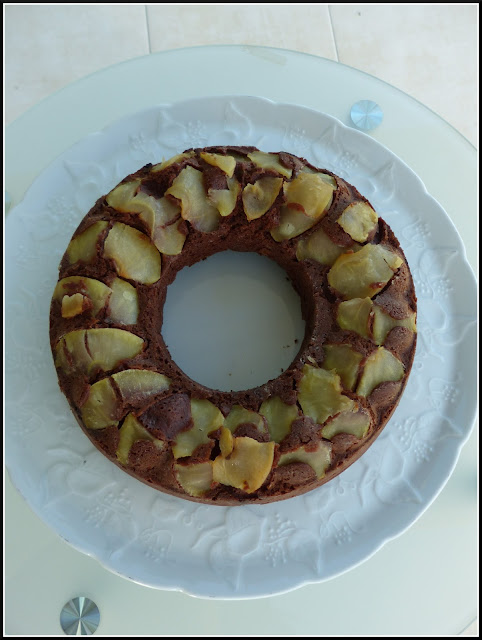 Cake au chocolat et pommes de Cyril Lignac