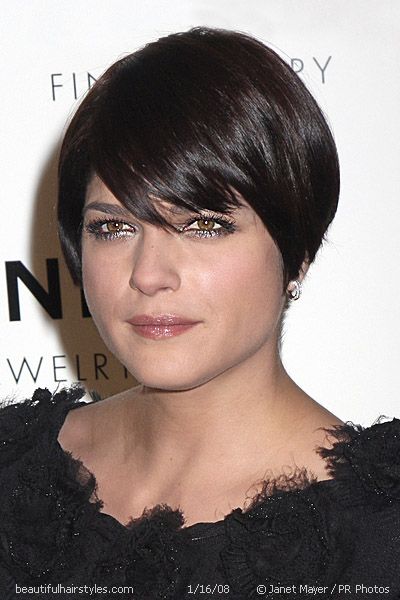 Pictures Of Very Short Bob Haircuts