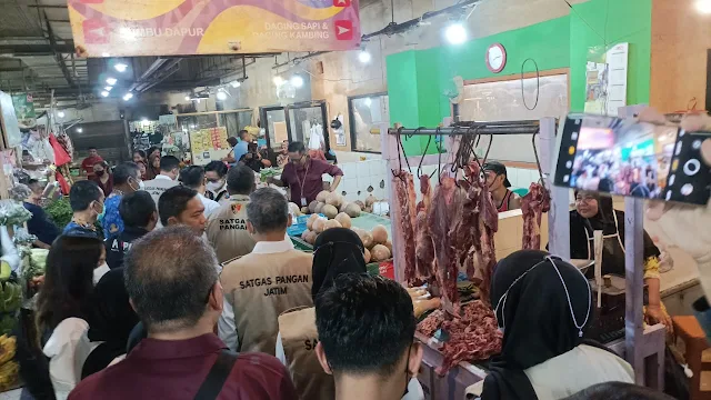 sidak pasar tambahrejo