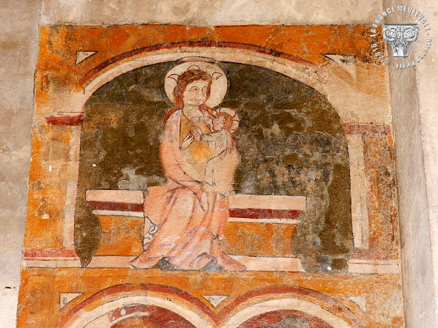 SAINT-PAUL-TROIS-CHATEAUX (26) - Cathédrale romane Notre-Dame (Extérieur)