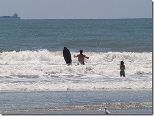 Helping Michi to body surf