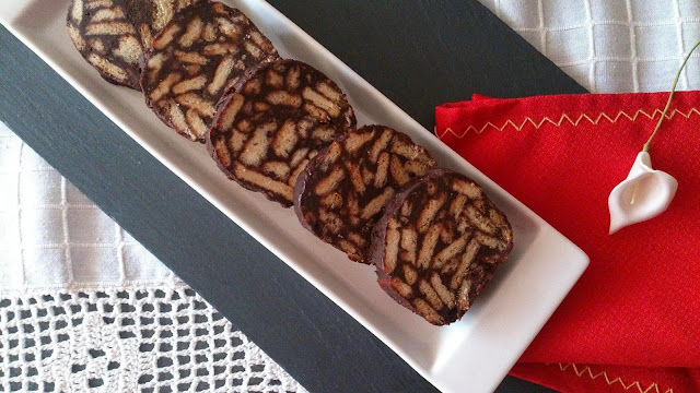 mosaiko salami salchichon chocolate galletas frutos secos receta griega maria zannia cuca sin horno navidad