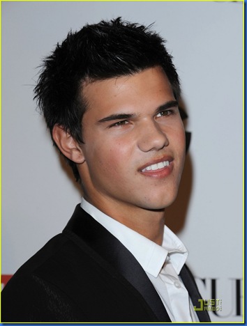 taylor-lautner-teen-vogue-02