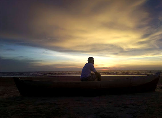 SUnset di Sore hari Pantai Pasir Putih Sungai Gantang Ketapang Photo