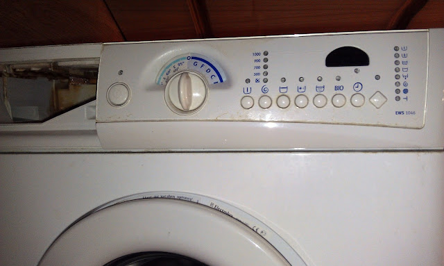 Electrolux EWS 1046 face