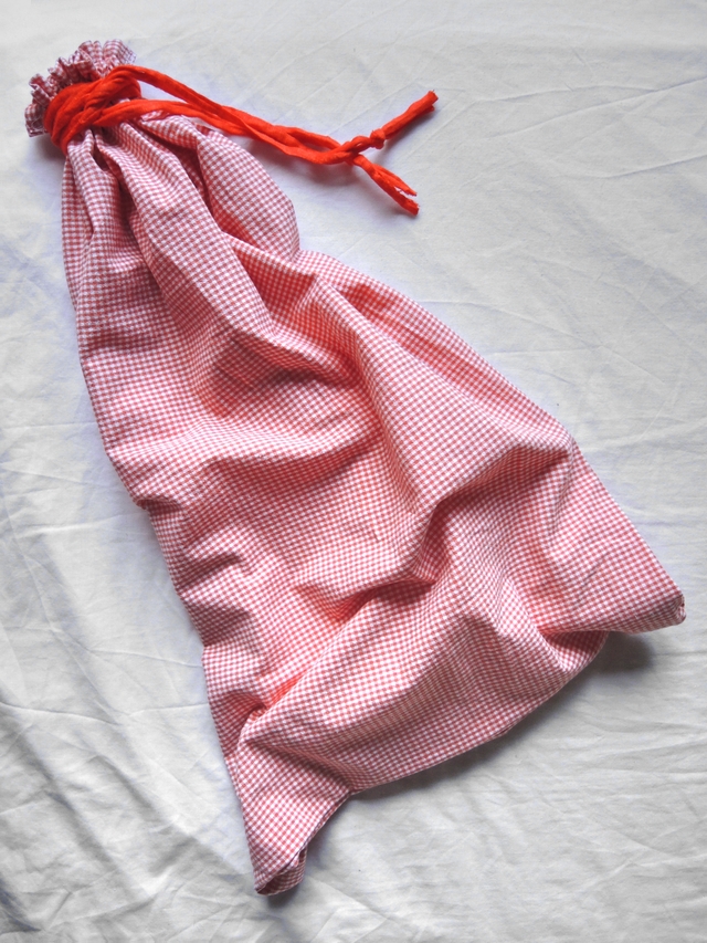 DIY -  ik ga op reis en ik neem mee: ne 'vuile was'-zak/'Dirty Laundry'-bag for travelling