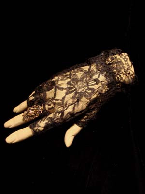 fingerless gloves lace. Fingerless lace gloves