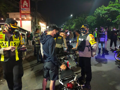 Polrestabes Surabaya Gelar Patroli Gabungan Skala Besar Di Wilayah Hukum Polsek Simokerto