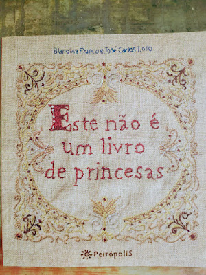https://www.editorapeiropolis.com.br/produto/este-nao-e-um-livro-de-princesas/