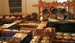 Alat Musik Tradisional Indonesia