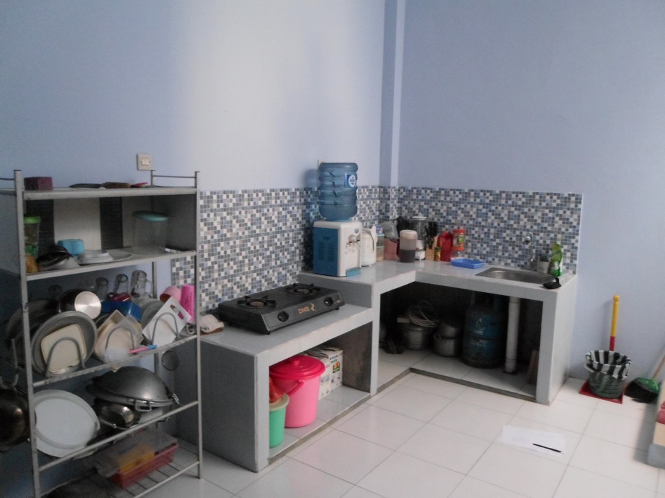 Kitchen Set Minimalis bentuk L Desain Warna Biru Kitchen Set Minimalis bentuk L Desain Warna Biru