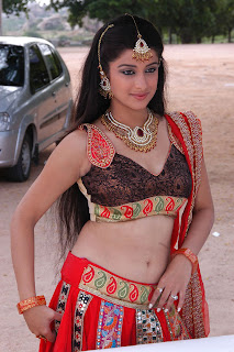 Sexy Tollywood Actress Madhurima