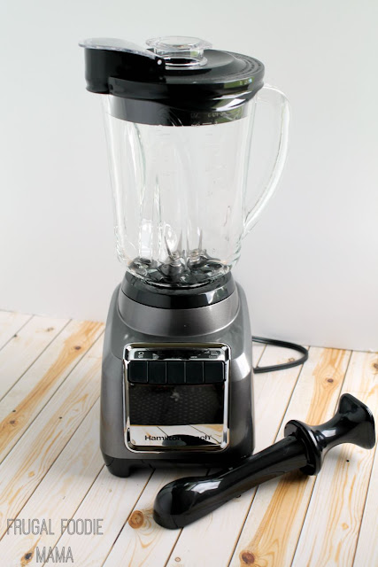 The Hamilton Beach Wave-Action® Blender- the affordable blender that put an end to my love/hate relationship with smoothie making. #HamiltonBeachBlenders