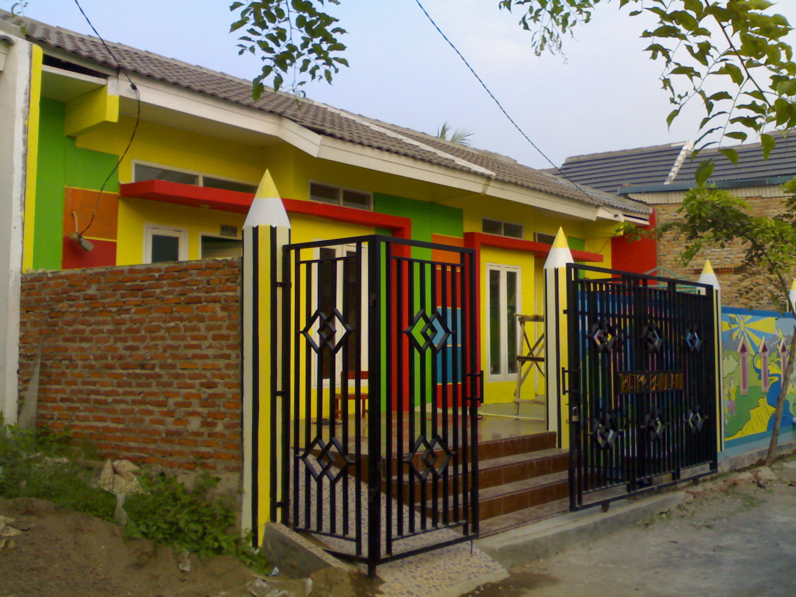 Kombinasi Warna  Cat  Gedung Sekolah  Interior Rumah