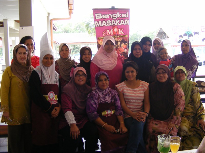 YES HALAL: KELAS MASAK UCC USTAZAH'S COOKING CLASSES MODUL 