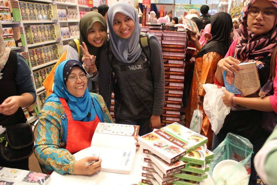 Hanieliza's Cooking: Sekitar Pesta Buku Antarabangsa Kuala 