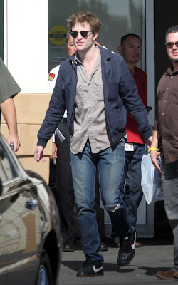 Robert Pattinson picture