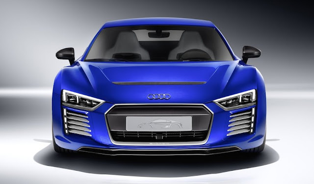 高すぎる価格も原因？アウディのEVスーパーカー「R8 e-tron」が生産終了。