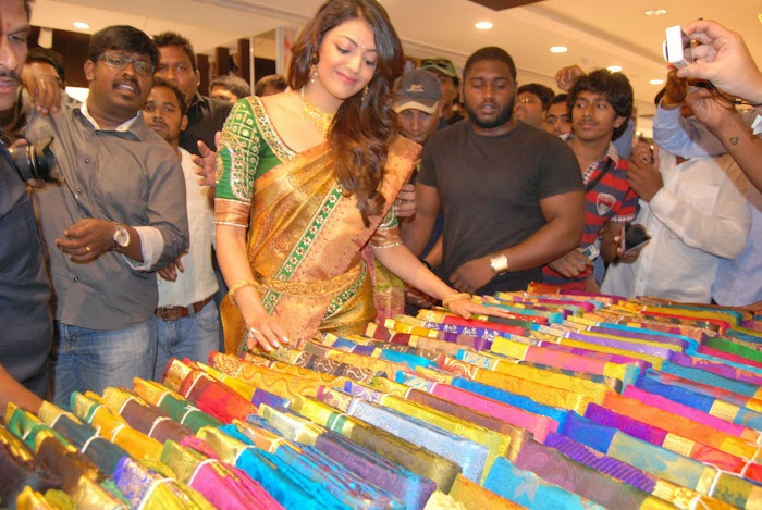 kajal agarwal launches chennai shopping mall