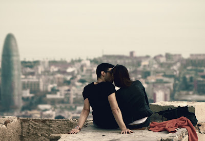 kissing couple images,sweet loving couple images,Romantic cute sweet couple images Nice love images, Love couple images, Real love images, Love cute images, Romantic images,  Hug Images, Lovely romantic images, 4truelovers images,Love cute images 