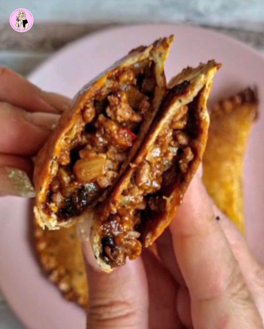 Jamaican Inspired Beef Patty Wraps Recipe  Sugar Pink Food - Healthy &  Slimming Friendly Recipes