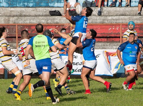 Tucumán Rugby y Natación ganaron y dan pelea arriba