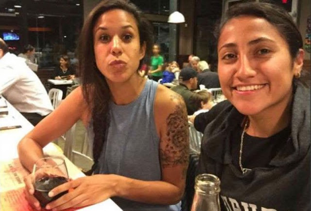 Son mexicanas, futbolistas, pareja y se mudan de México para vivir sin ser señaladas.