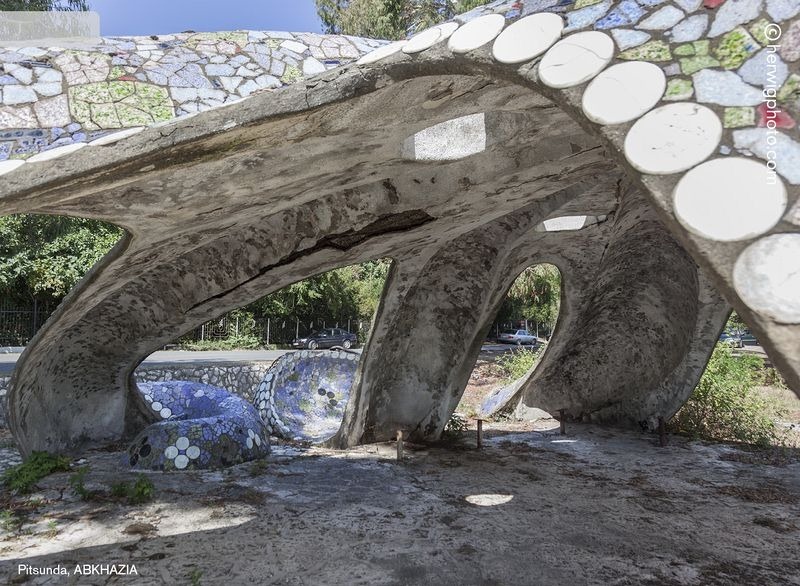 herwig-soviet-bus-stops-6