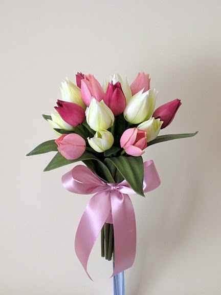White and Pink Tulips Beautiful wedding bouquets 