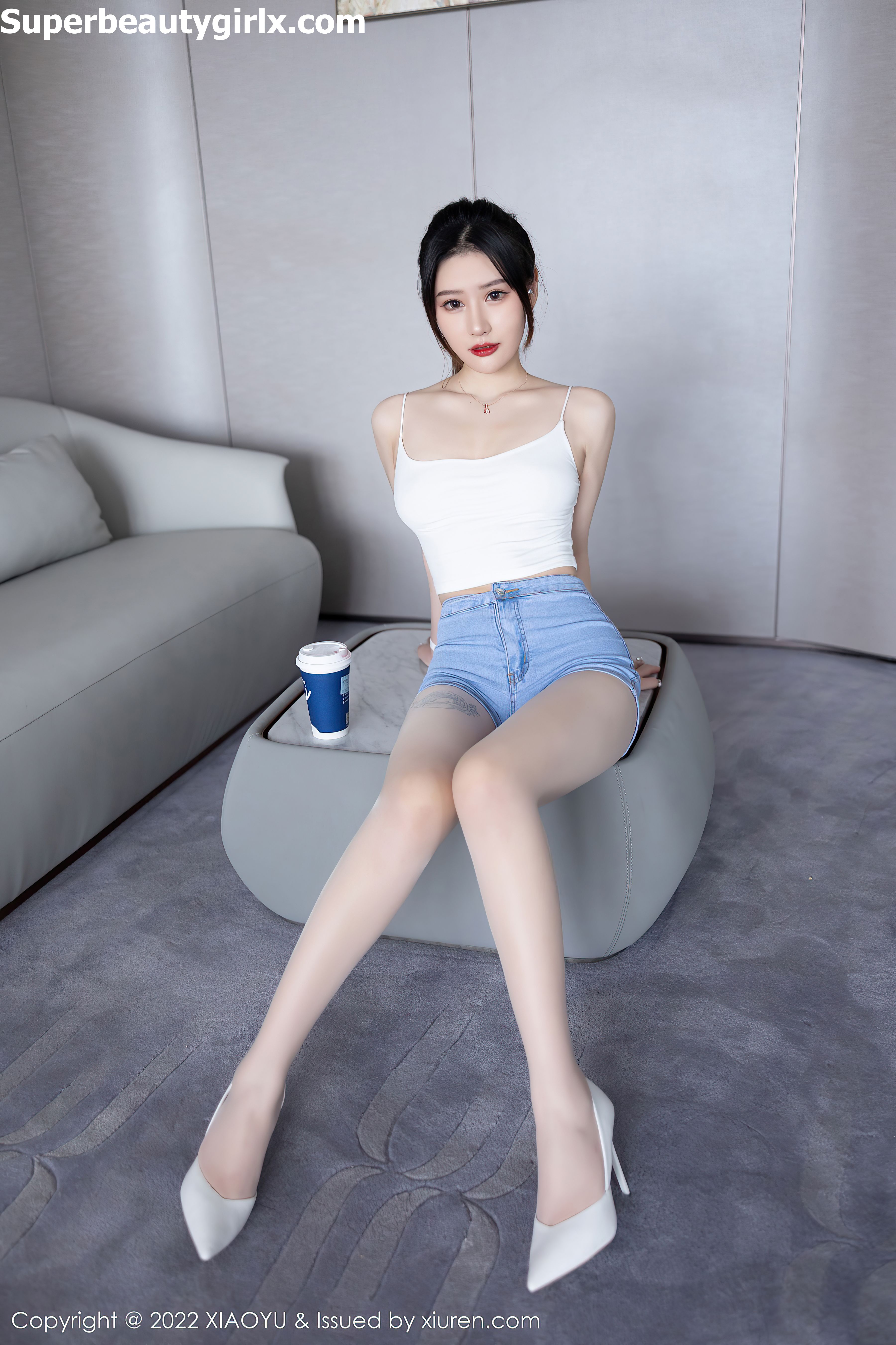 XiaoYu-Vol.813-Zhang-Xin-Xin-Superbeautygirlx.com