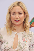 Kate Hudson in floral dress at the Kung Fu Panda 3 Premiere Red Carpet photo