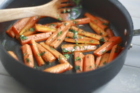 honey-glazed carrots with cilantro
