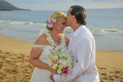 maui wedding photographer makena weddings