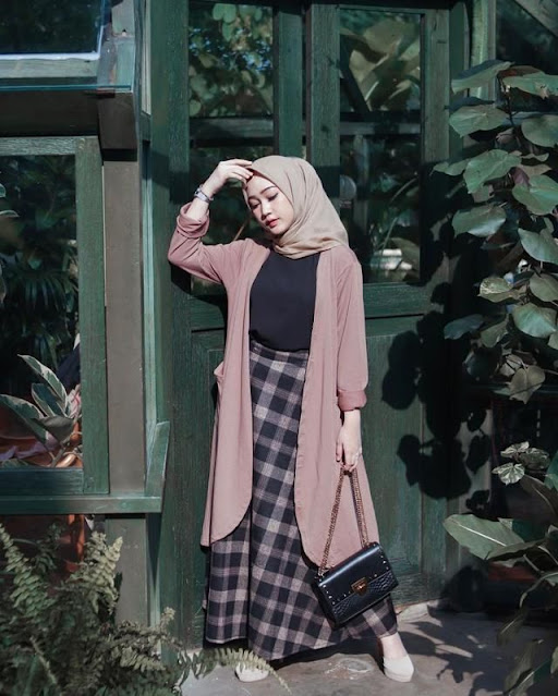 Outfit of the Day 2021, Gaya Pakaian Casual untuk Remaja Kekinian