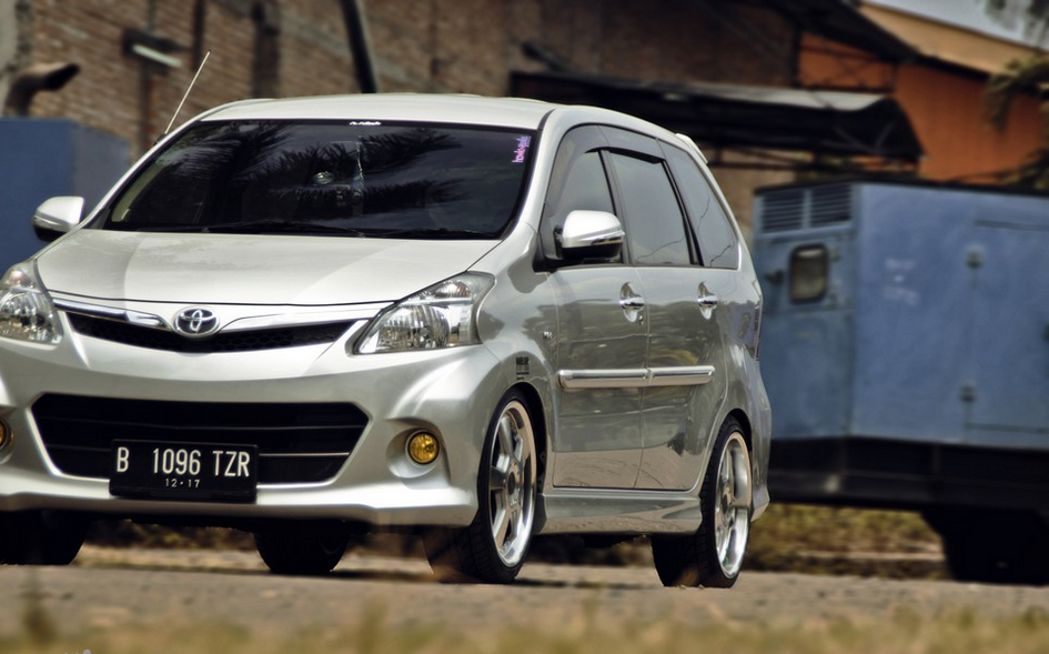 Kumpulan Foto Modifikasi  Toyota  Avanza  Veloz  Terbaru 2019