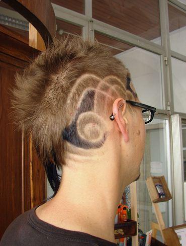 Very good design. haircut short with texture and color design image