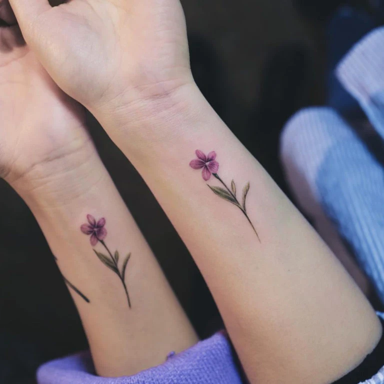 Tatuaje de Flores de amistad a juego