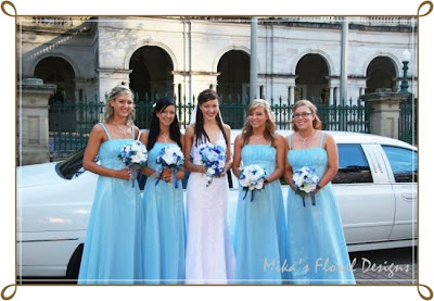 Blue Flowers  Wedding Bouquets on Artificial Wedding Flowers And Bouquets   Australia  1 01 10   1 02 10